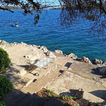 Apartman Ena By The Sea Prizba Exterior photo
