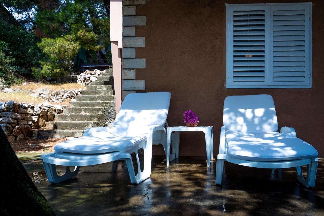 Apartman Ena By The Sea Prizba Exterior photo