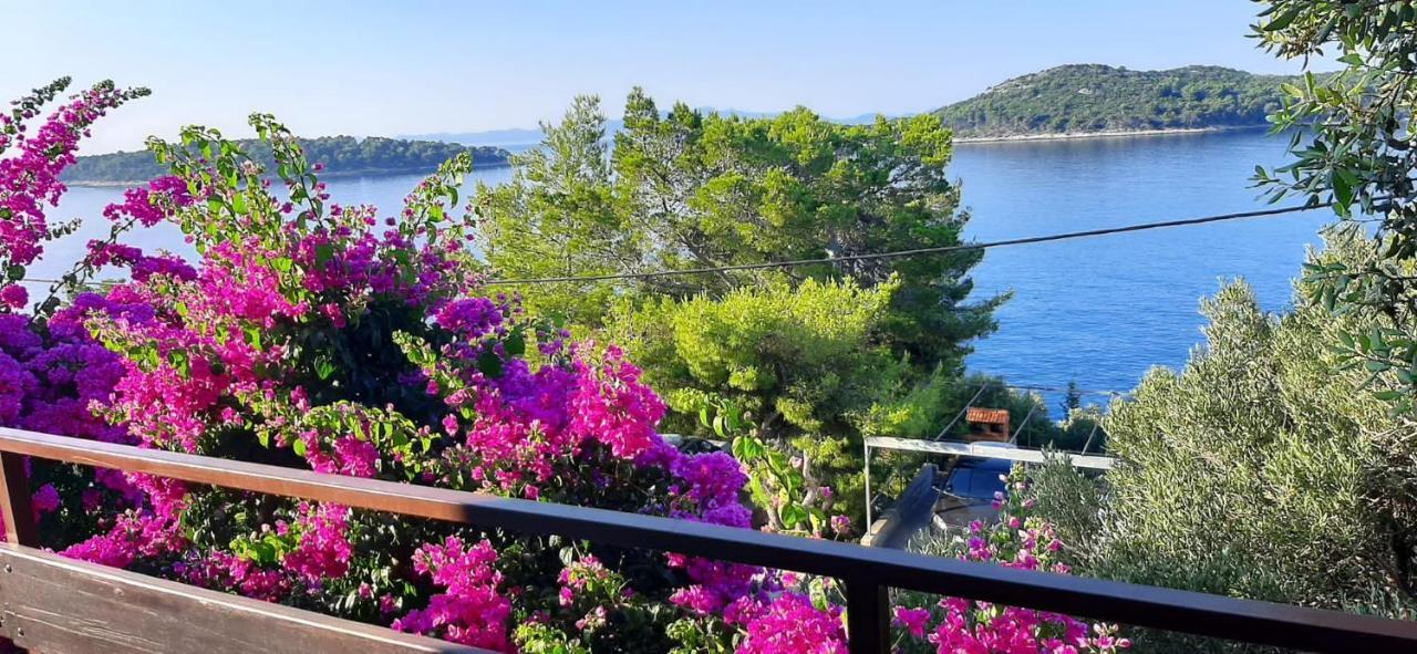 Apartman Ena By The Sea Prizba Exterior photo