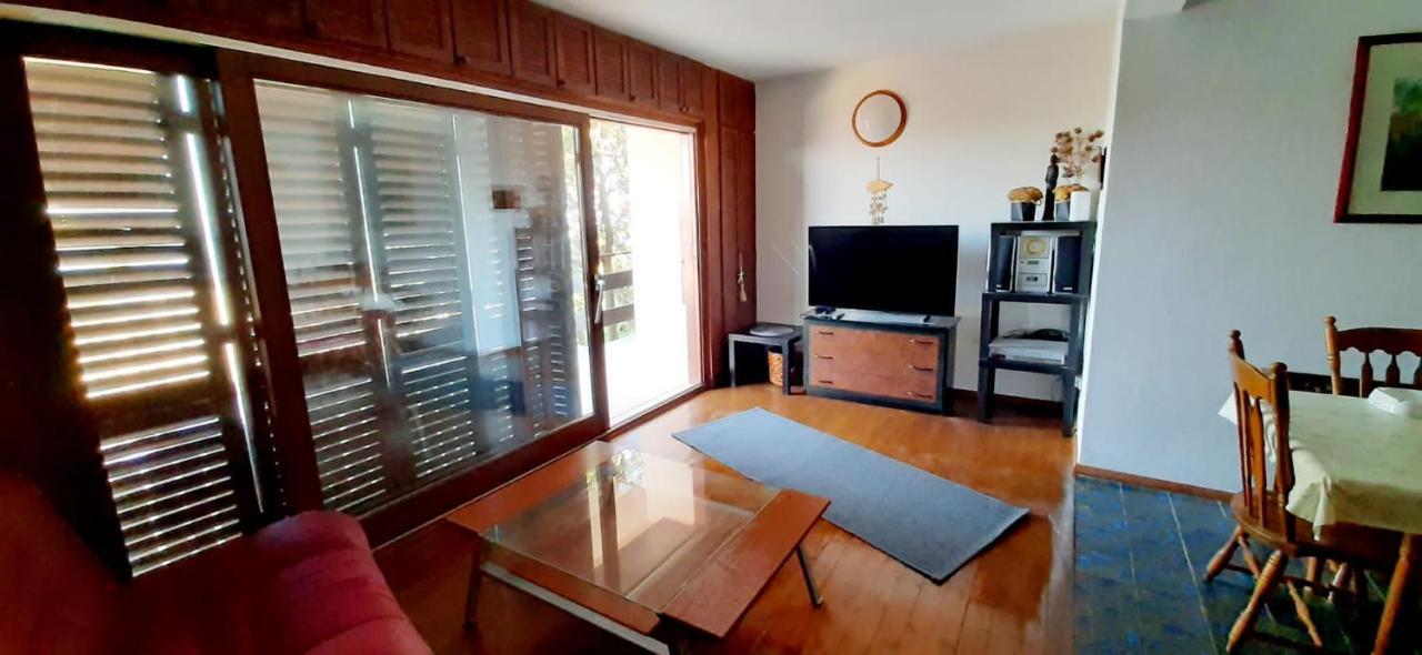Apartman Ena By The Sea Prizba Exterior photo
