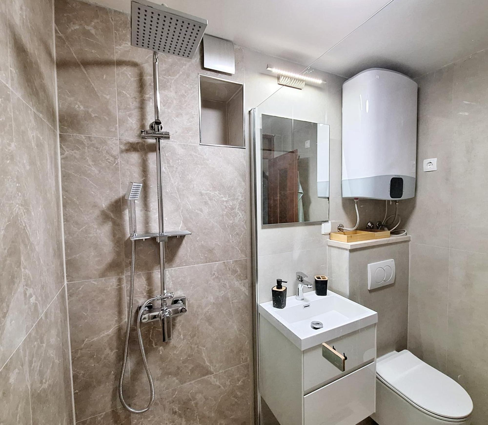 Apartman Ena By The Sea Prizba Exterior photo