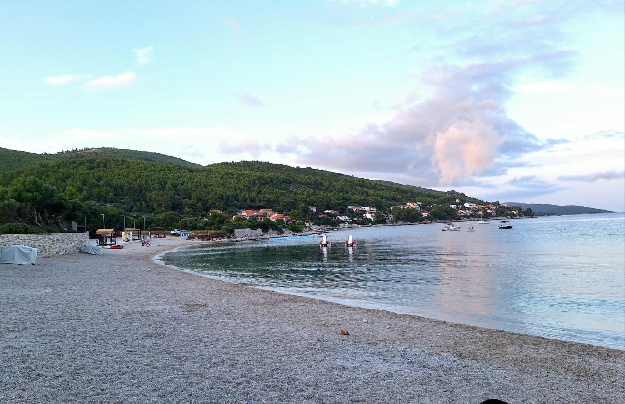 Apartman Ena By The Sea Prizba Exterior photo